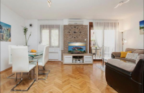 Spacious & New 2br Apartment